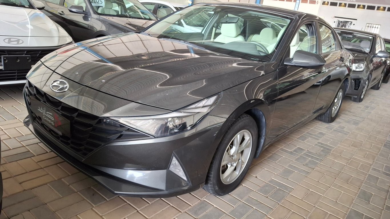 Hyundai Elantra 2023