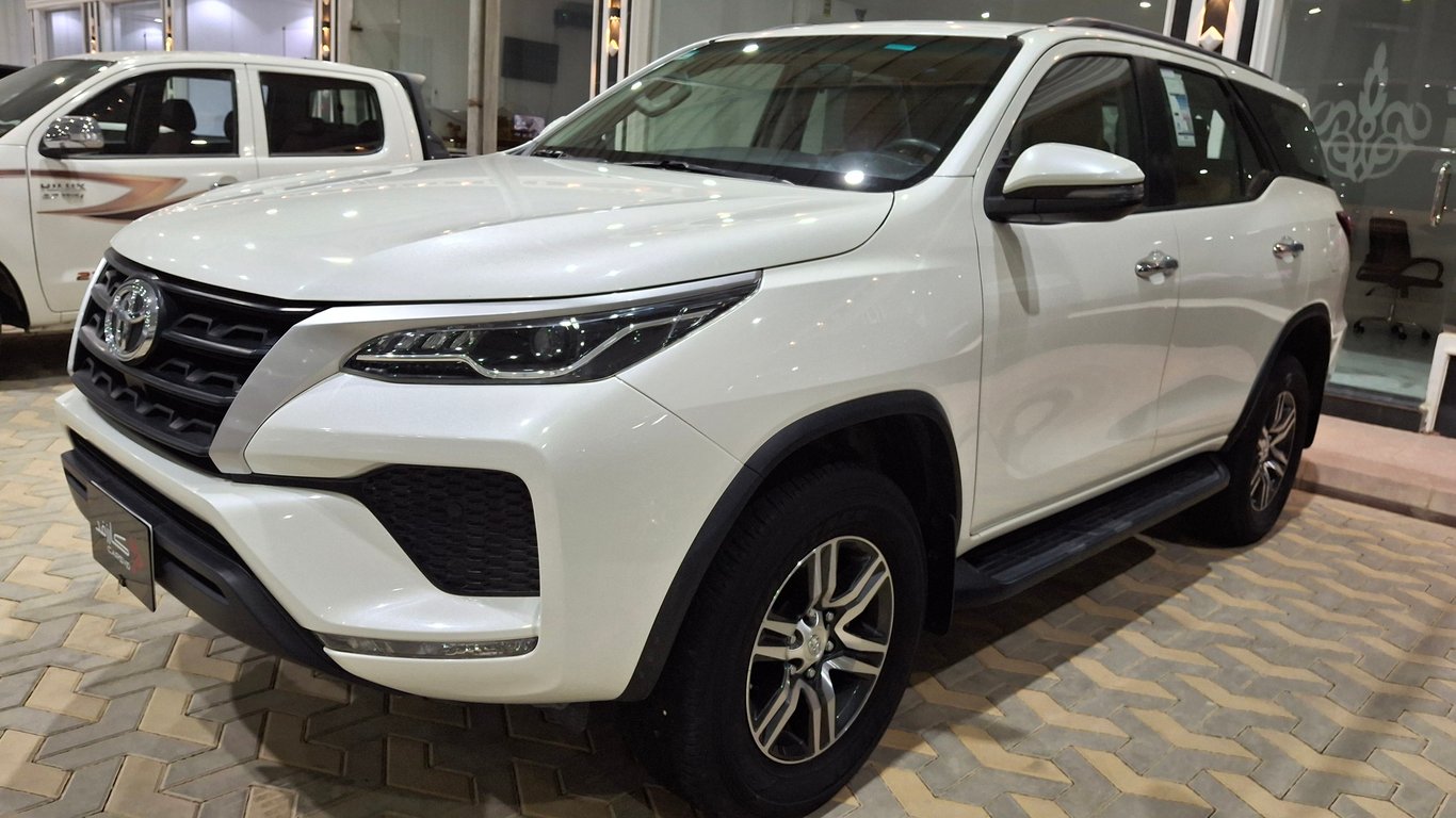 Toyota Fortuner 2022