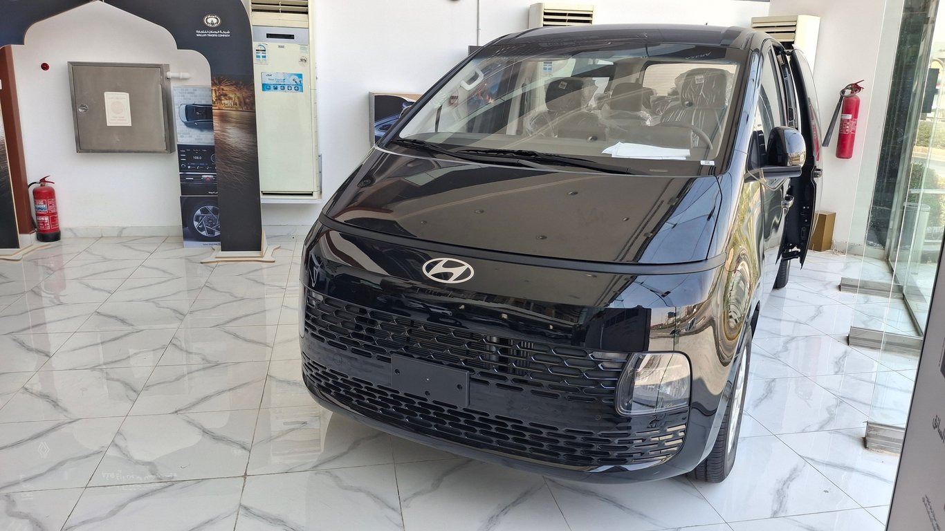 Hyundai Staria 2025