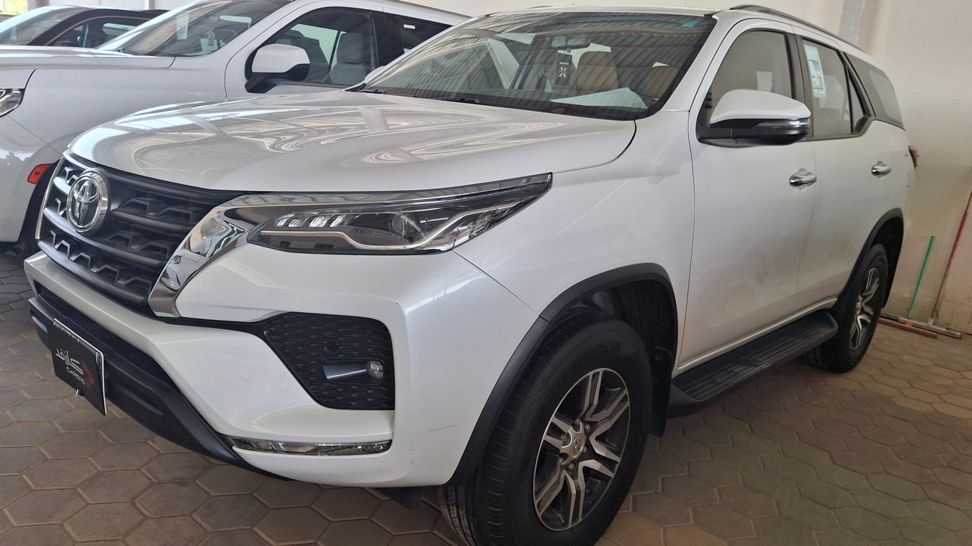 Toyota Fortuner 2023