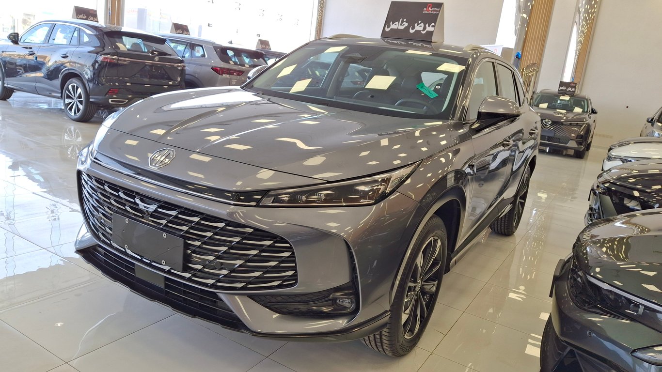 MG HS 2025