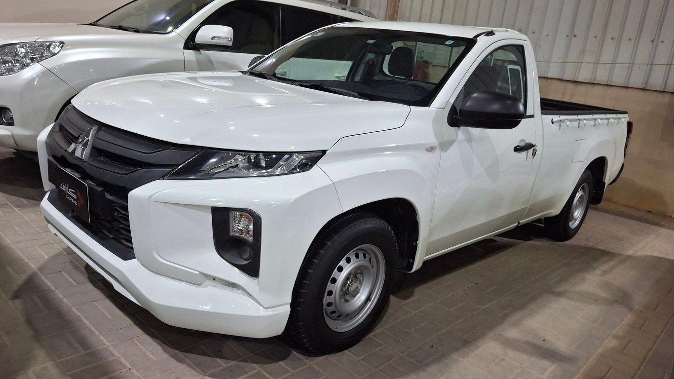 ميتسوبيشي L200 2023