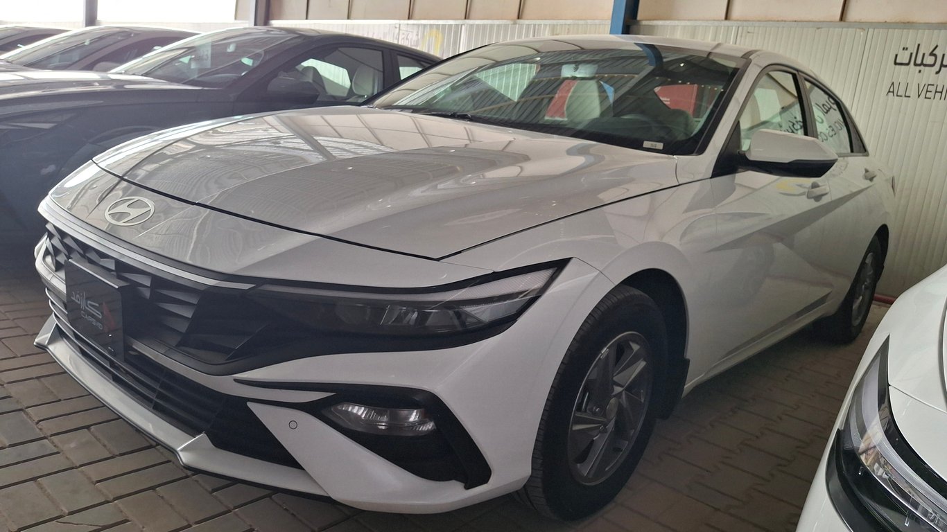 Hyundai Elantra 2025