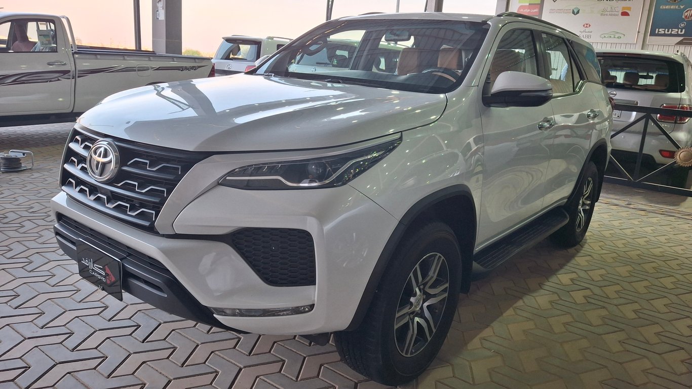 Toyota Fortuner 2024