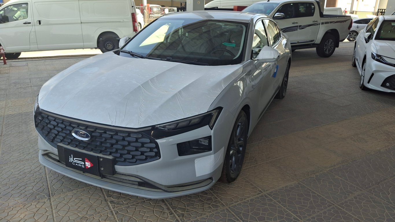 Ford Taurus 2025