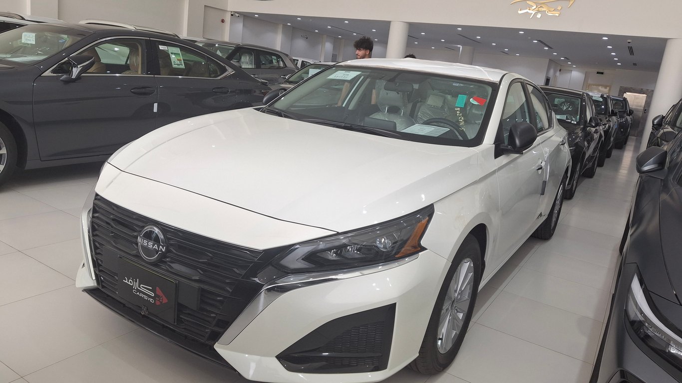 Nissan Altima 2025