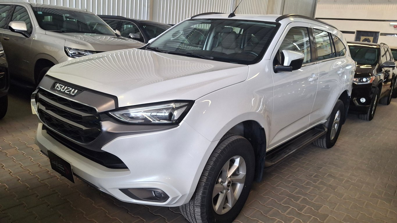 Isuzu MUX 2024