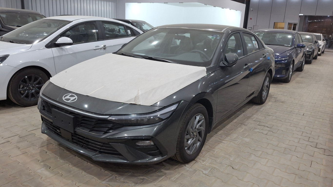 Hyundai Elantra 2025