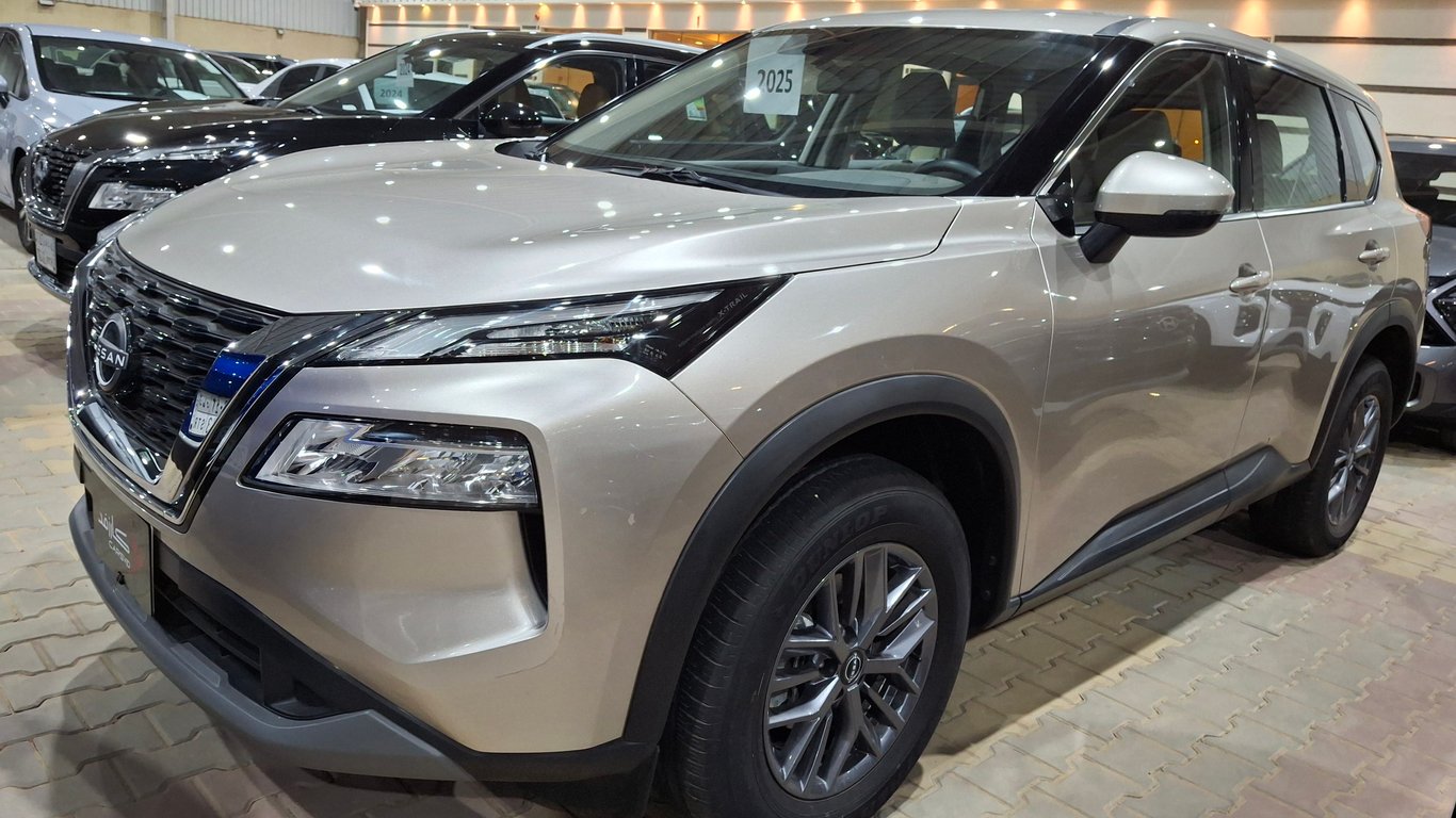 Nissan X-Trail 2025