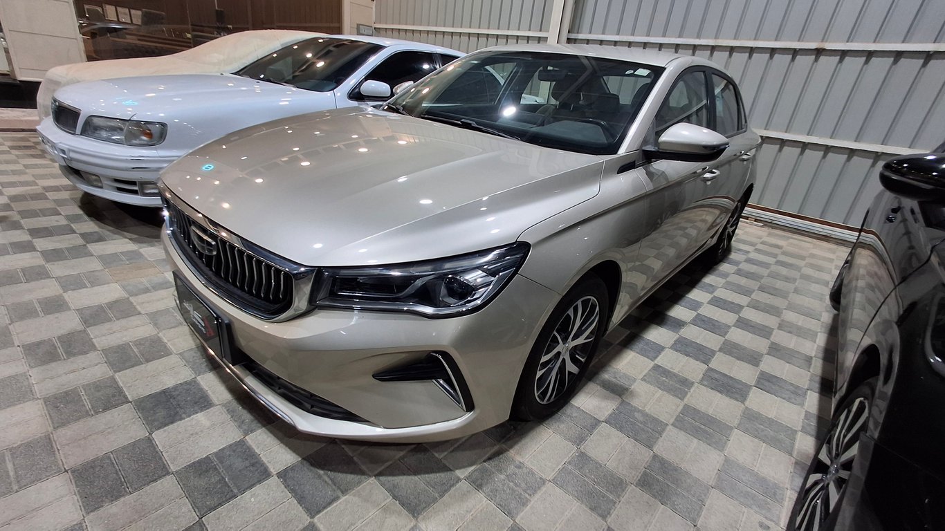 Geely Emgrand 2023