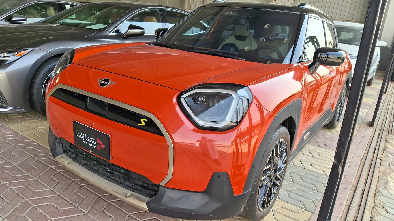 Mini Ace man 2025