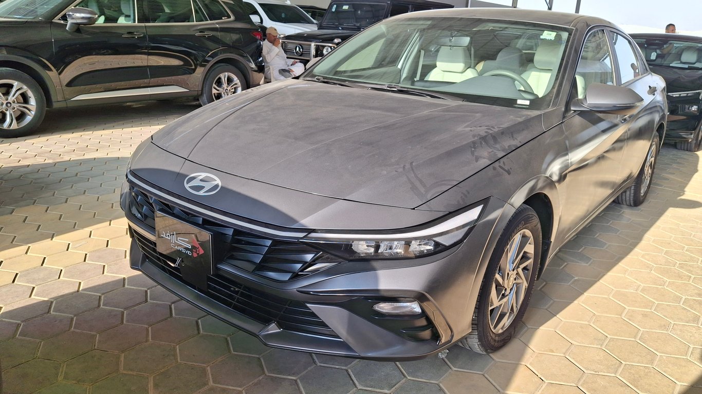 Hyundai Elantra 2025
