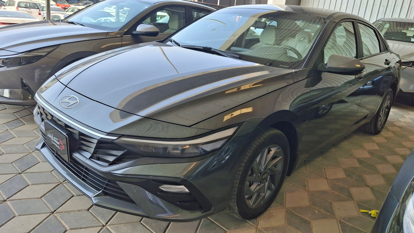 Hyundai Elantra 2024