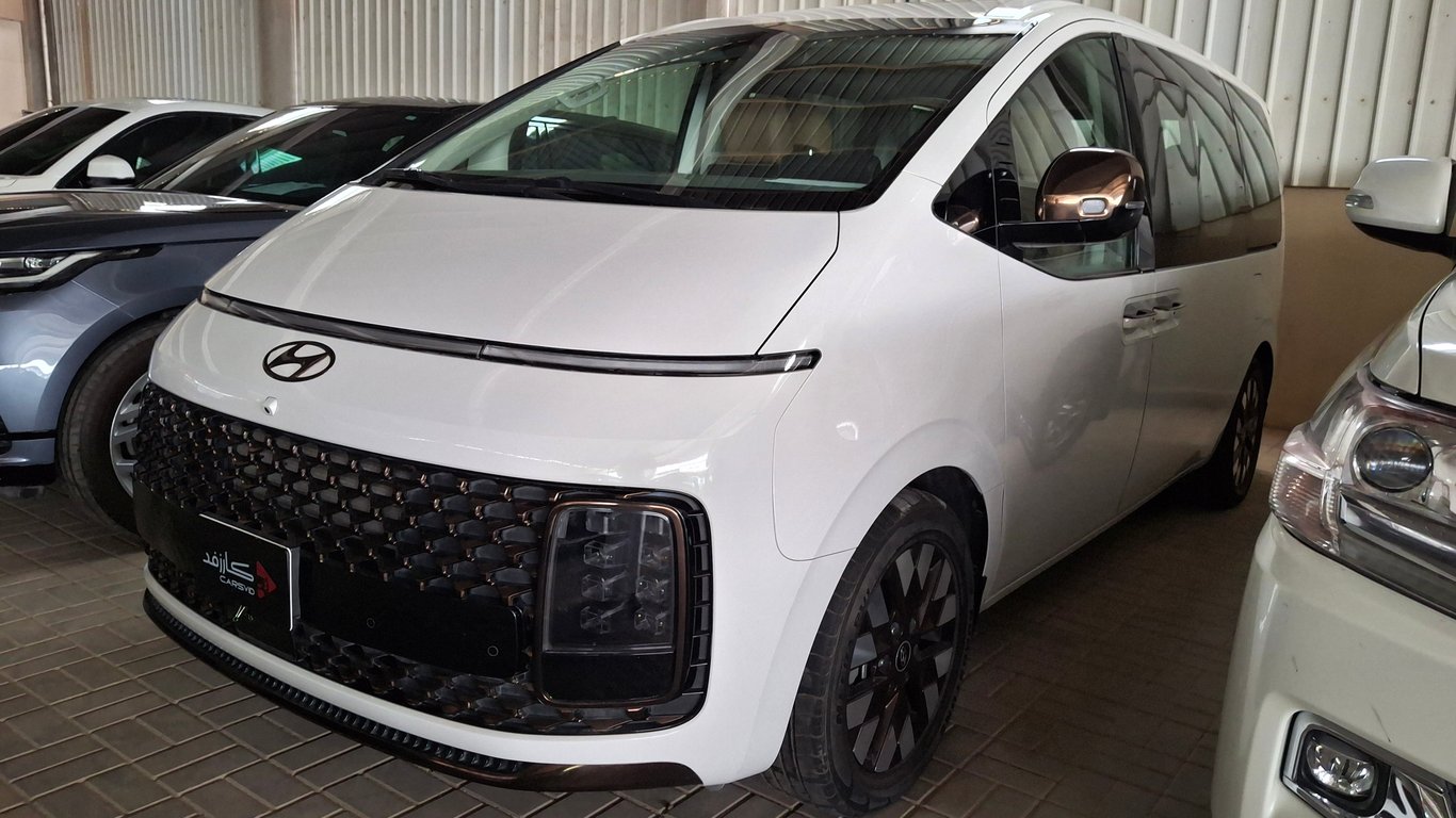 Hyundai Staria 2024