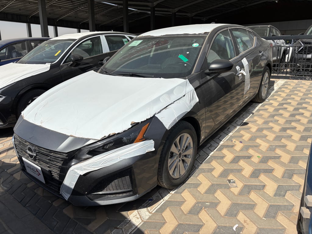 Nissan Altima 2025