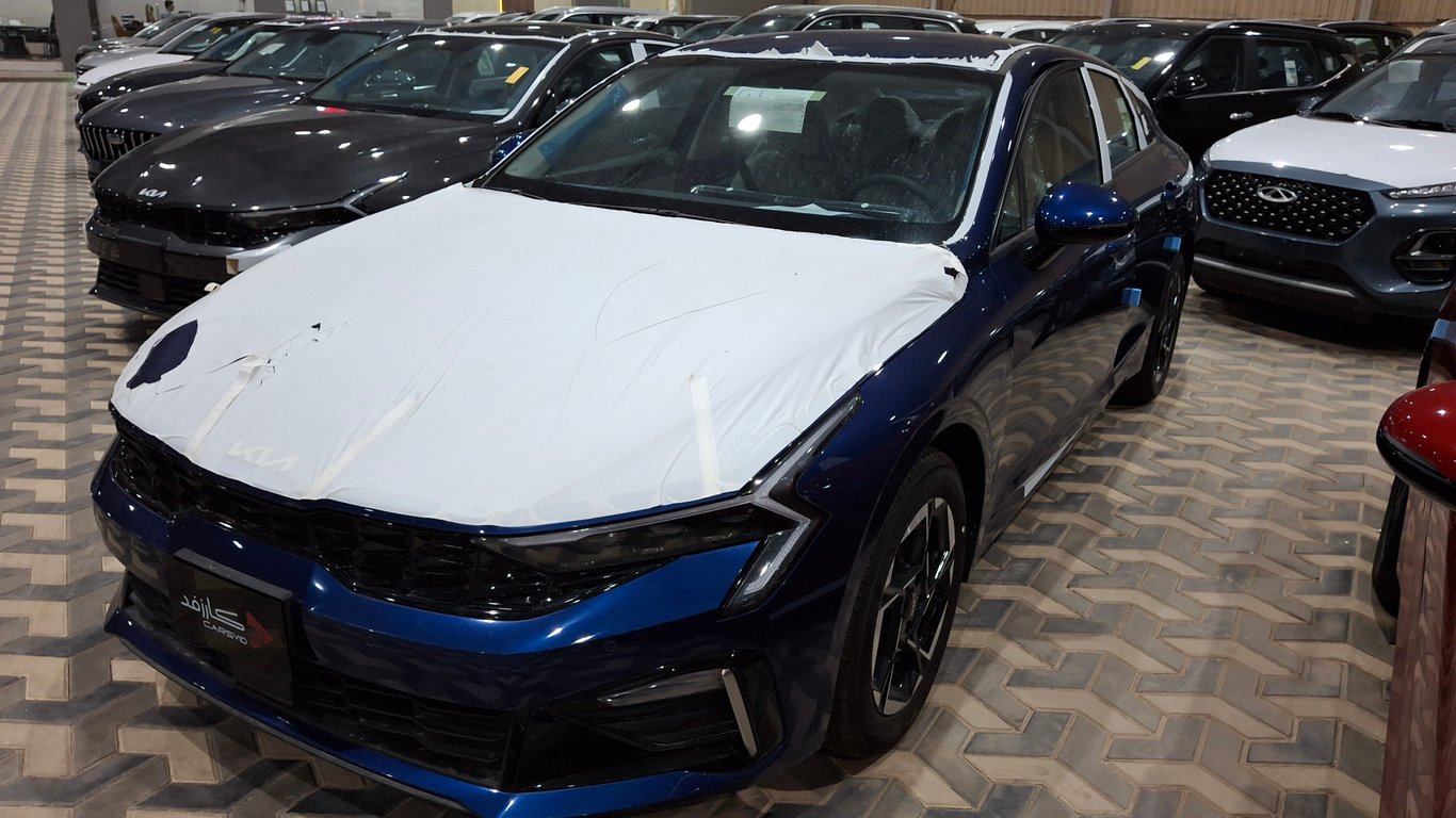 Kia K5 2025