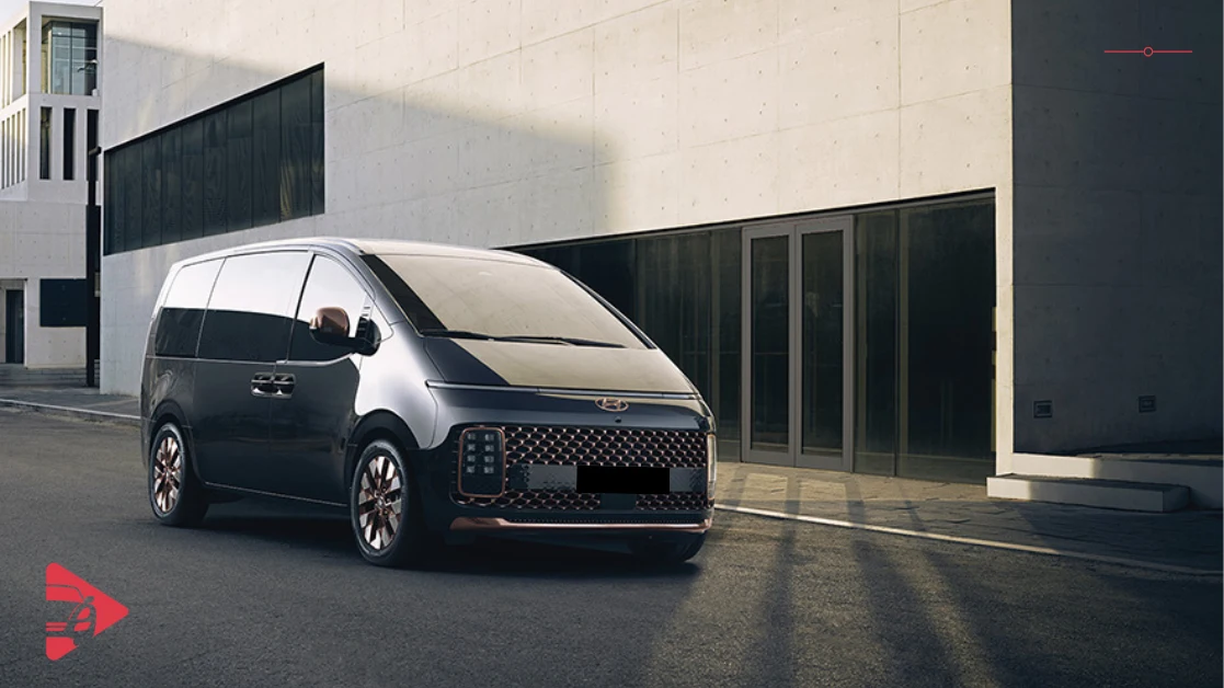 هيونداي ستاريا 2025