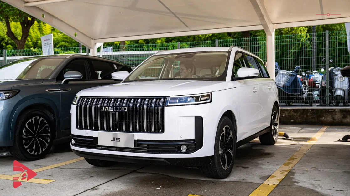 شيري جاكو J5