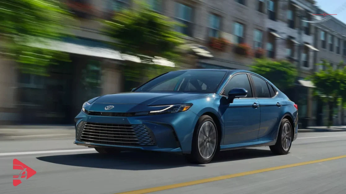 تويوتا كامري XLE 2025