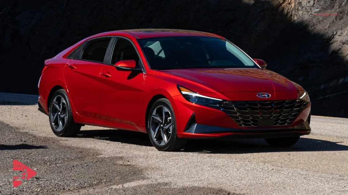 هيونداي إلنترا