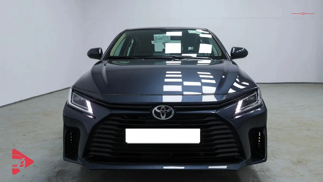 فئات تويوتا يارس 2023