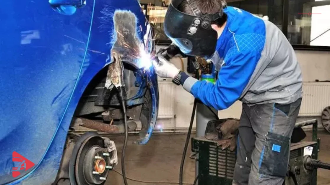 سيارة مسمكرة أو مرشوشة