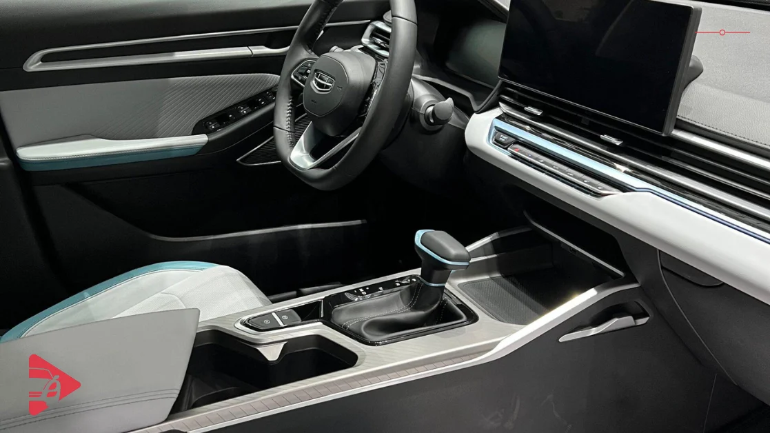 الفرق بين جيلي امجراند 2025 و 2026