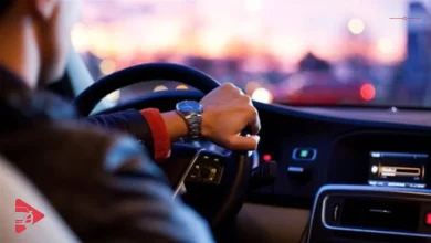 تفسير حلم رؤية الميت يقود سيارة