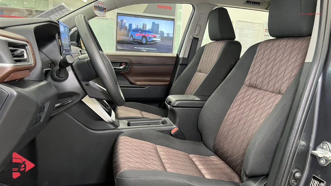 تويوتا انوفا GL HEV 2026