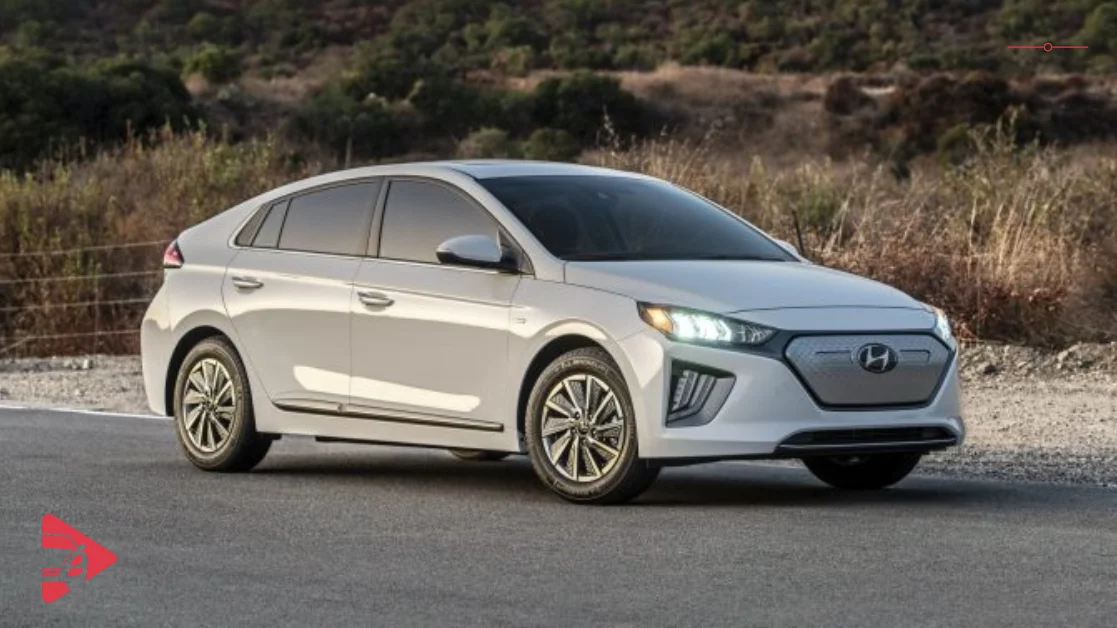 تويوتا بريوس وهيونداي أيونيك الهجينة