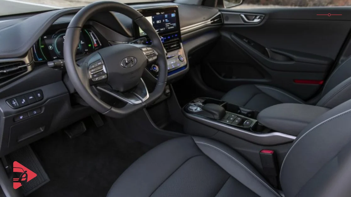 تويوتا بريوس وهيونداي أيونيك الهجينة