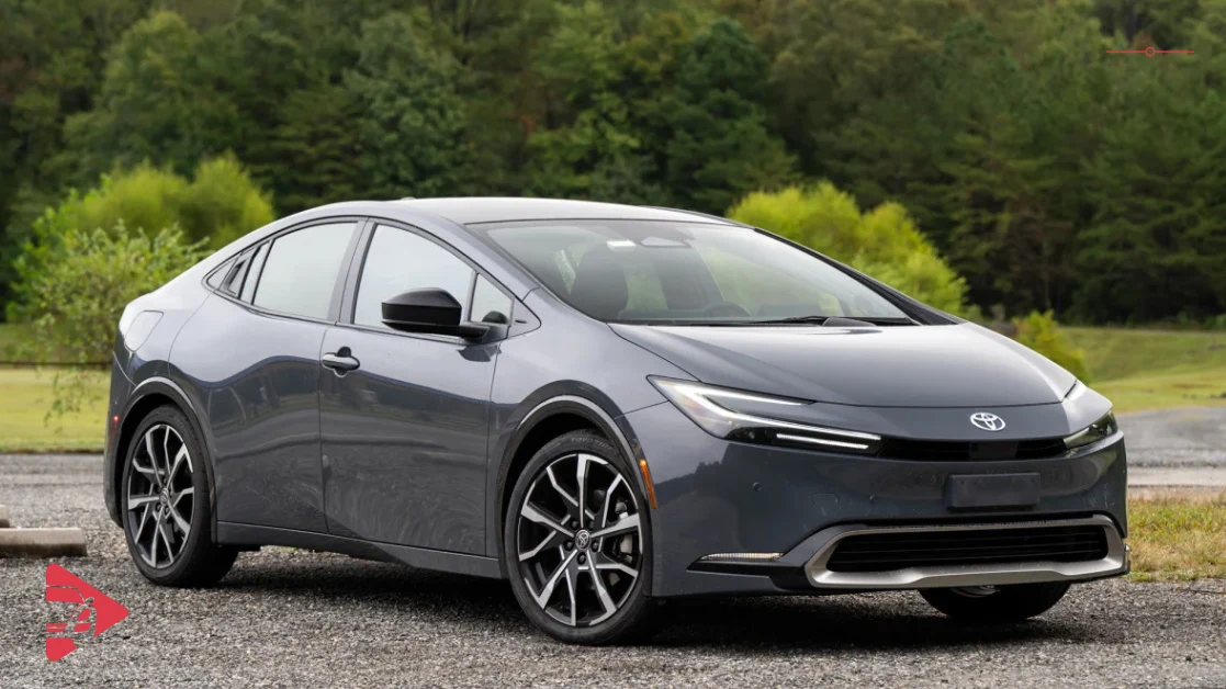 بريوس PHEV 2026