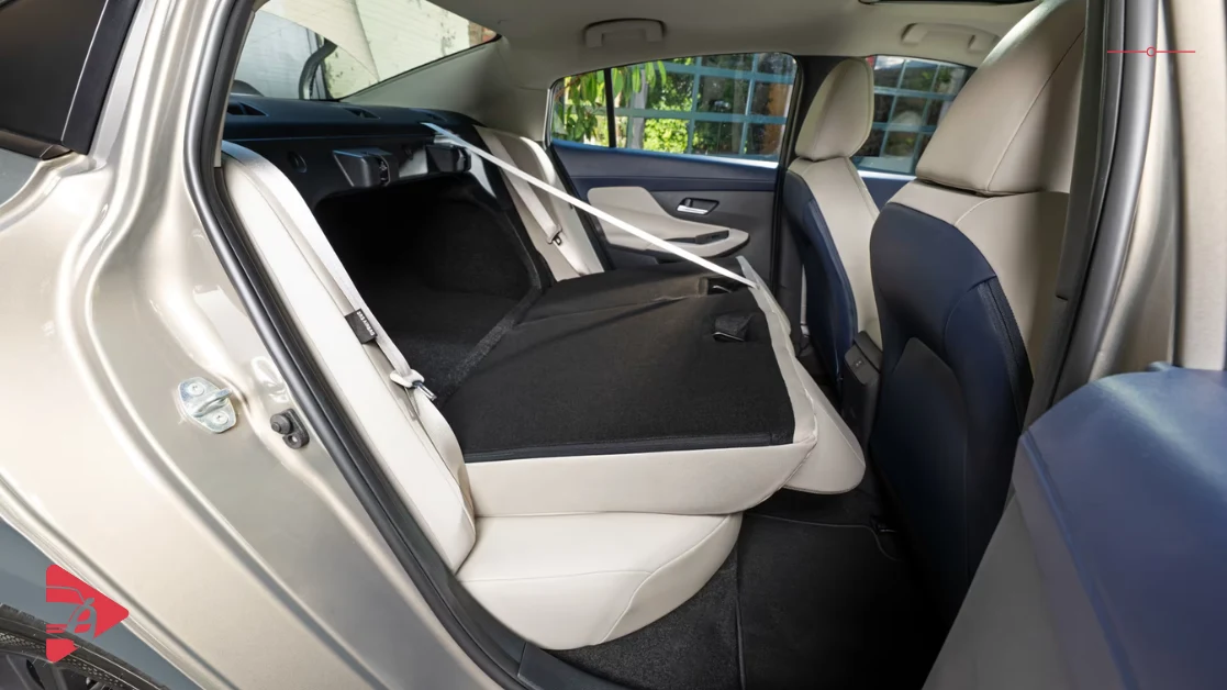 مقصورة نيسان سنترا