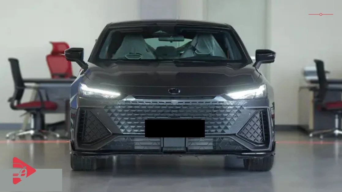 شانجان UNI-V 2026