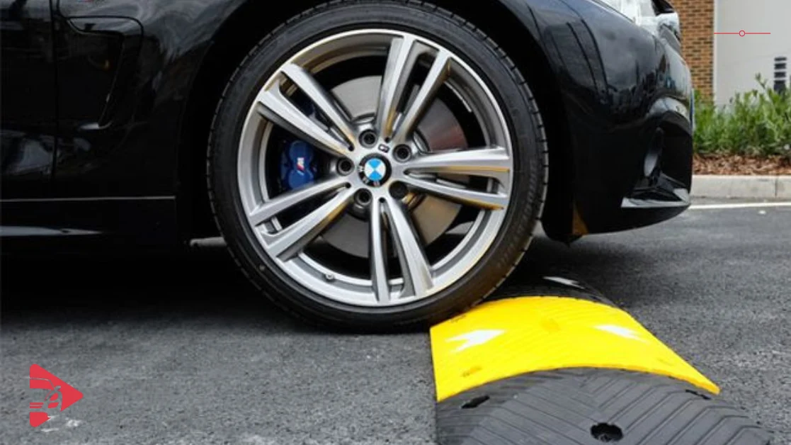 صوت الطقطقة الأمامي عند المطبات