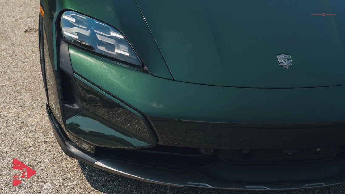 بورش تايكان Turbo Cross Turismo 2026