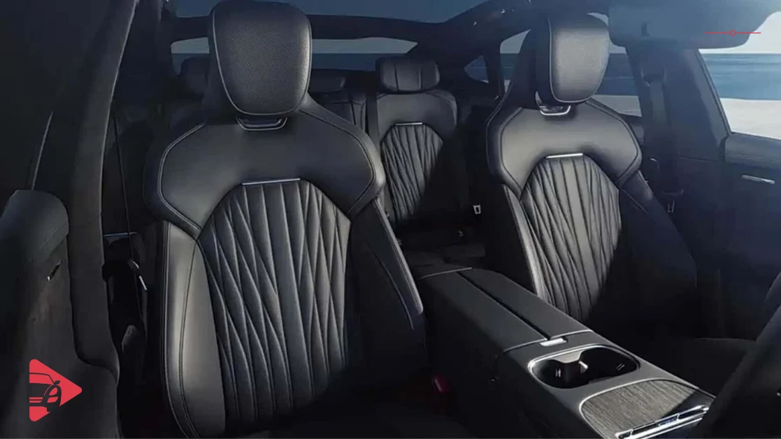 داخلية شاومي SU7 2026