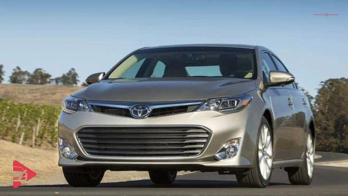 تويوتا أفالون 2015