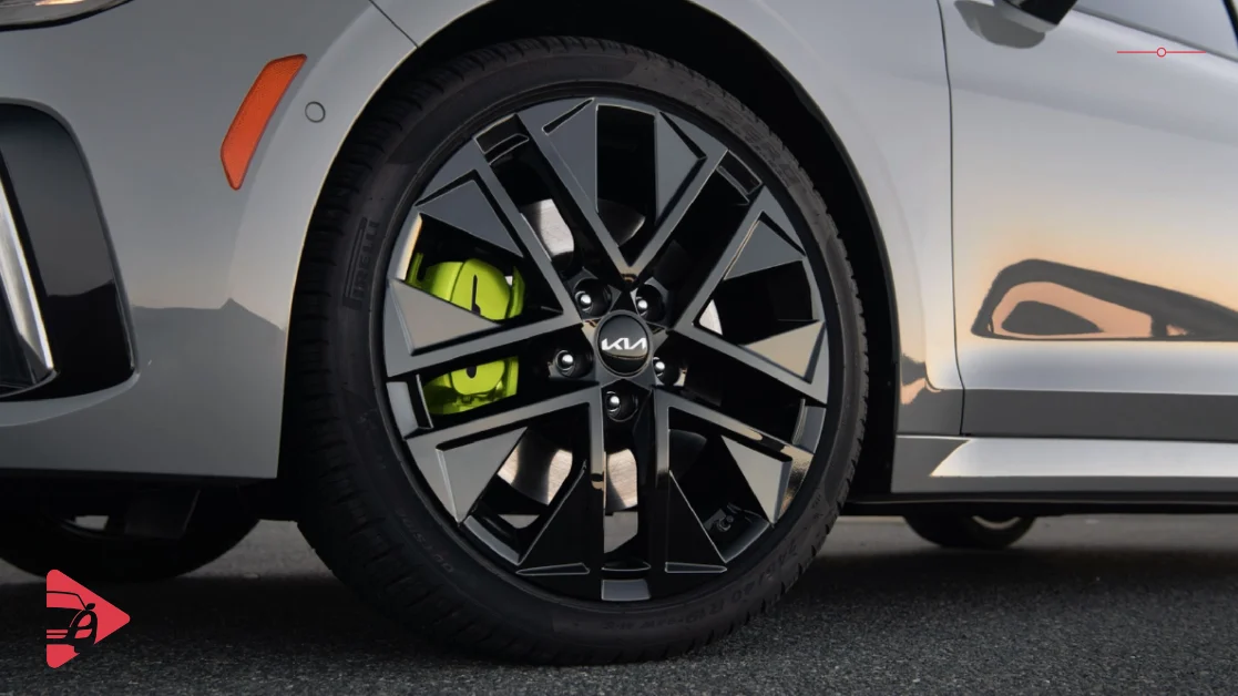 توقعات المحركات والأداء