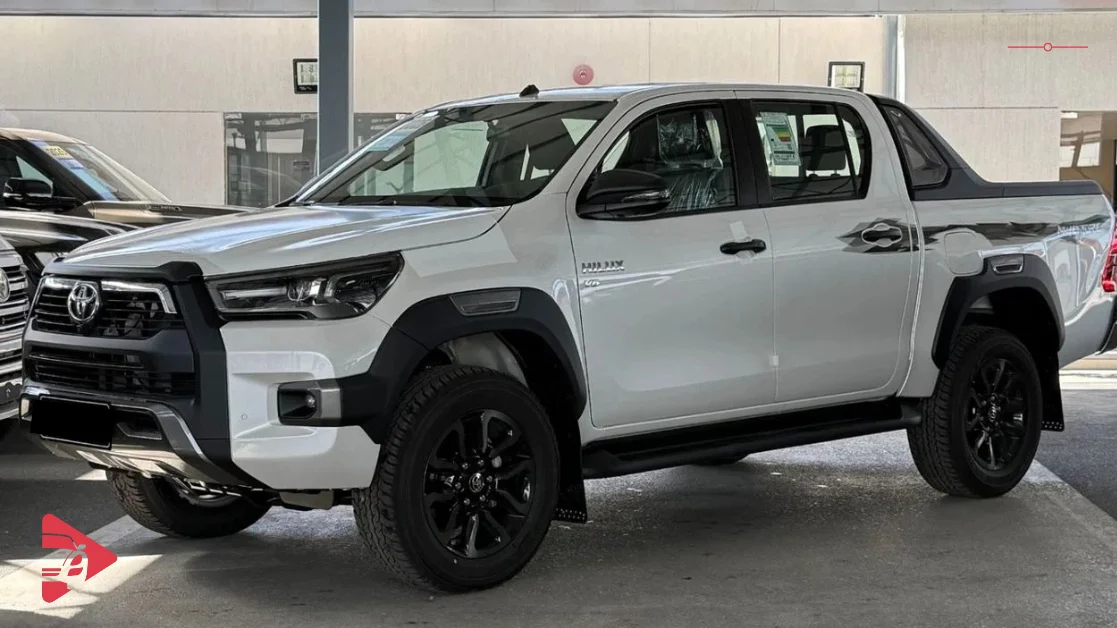 لماذا تويوتا هي الأكثر مبيعاً في السعودية منذ عقود — الأسباب الحقيقية