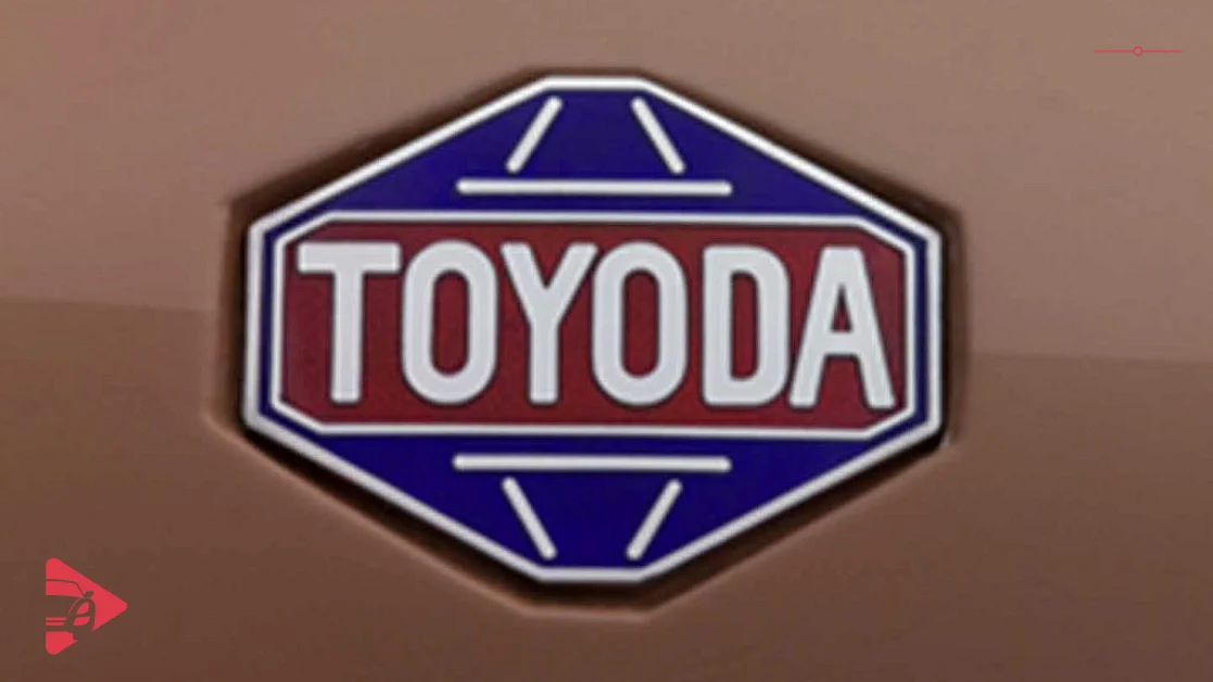 التطور التاريخي لشعار تويوتا