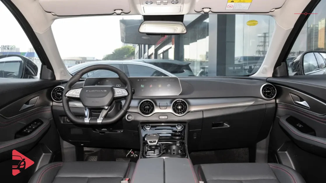 التكنولوجيا والراحة في فورثنج T5 ايفو 2026