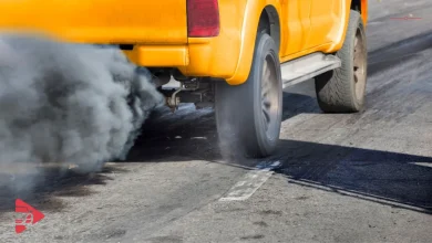 أسباب خروج دخان أسود من شكمان السيارة - الأسباب والأعراض