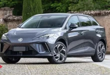 مواصفات وفئات ام جي 4 EV 2026 في السعودية