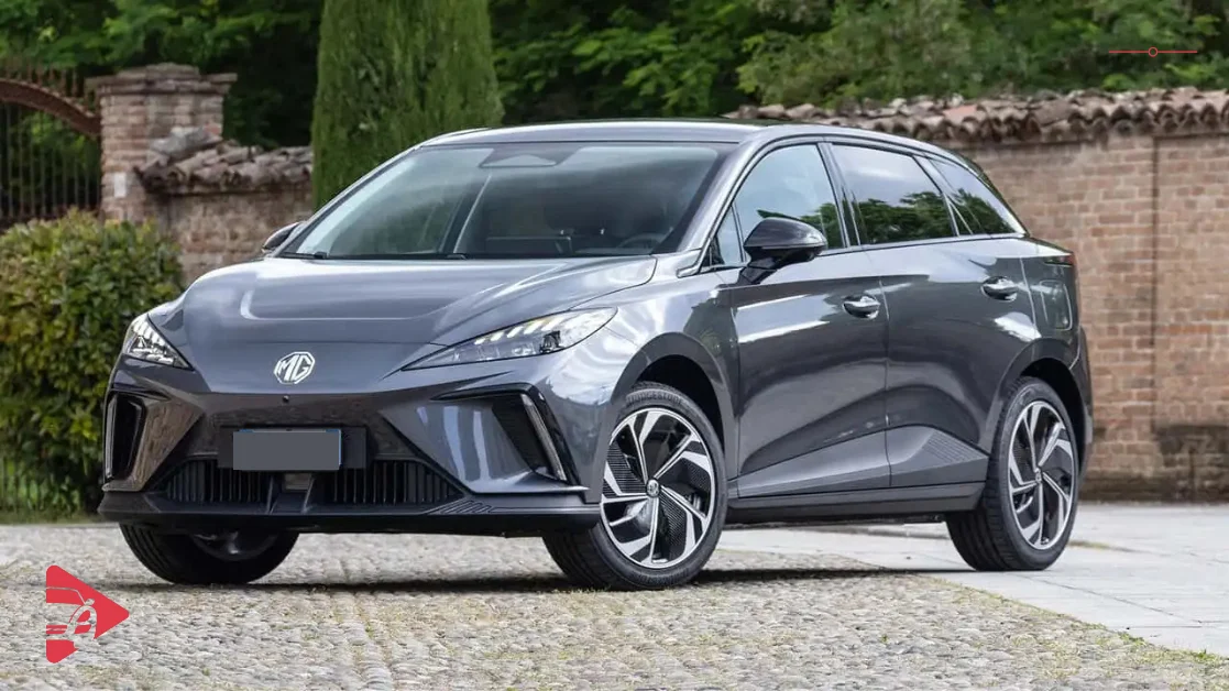 مواصفات وفئات ام جي 4 EV 2026 في السعودية