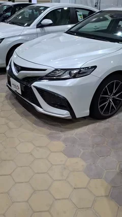 Toyota Camry SE 2022