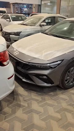 Hyundai Elantra smart 2026