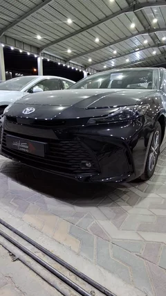 Toyota Camry E 2026
