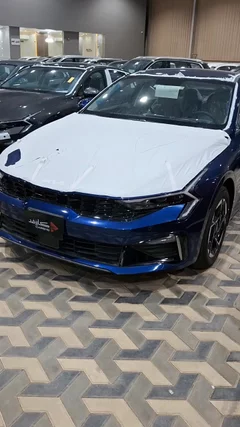 Kia K5 GL Mid 2025