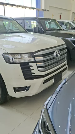 Toyota Land Cruiser GXR3 2024